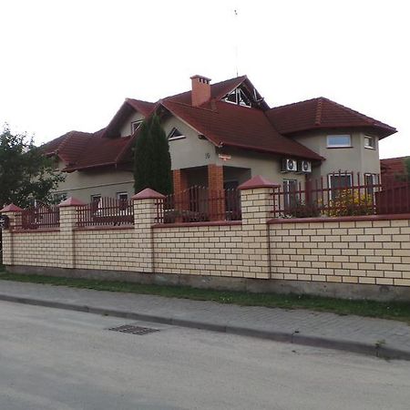U Viktora Guest House Brest Dış mekan fotoğraf