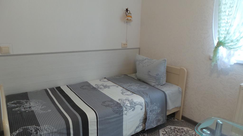 U Viktora Guest House Brest Dış mekan fotoğraf