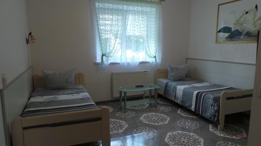 U Viktora Guest House Brest Dış mekan fotoğraf