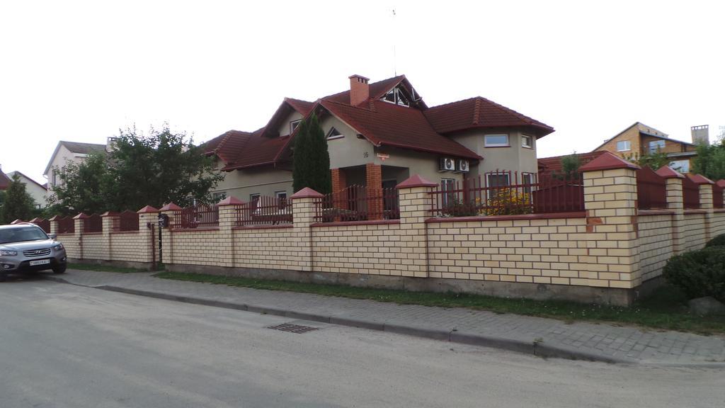 U Viktora Guest House Brest Dış mekan fotoğraf